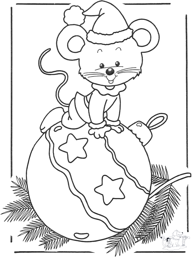 Мышь с елочным шаром - Звери зимой